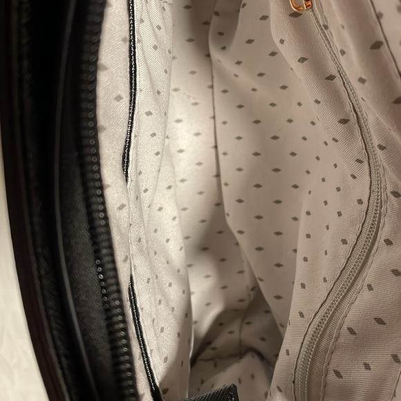 Venessa Williams Black shoulder / handle Hand Bag - Picture 5 of 6